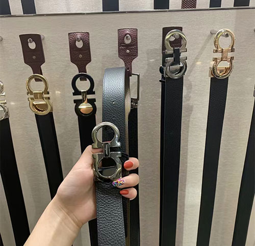菲拉格慕自动皮带扣怎么解开