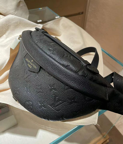 Lv M44812胸包腰包