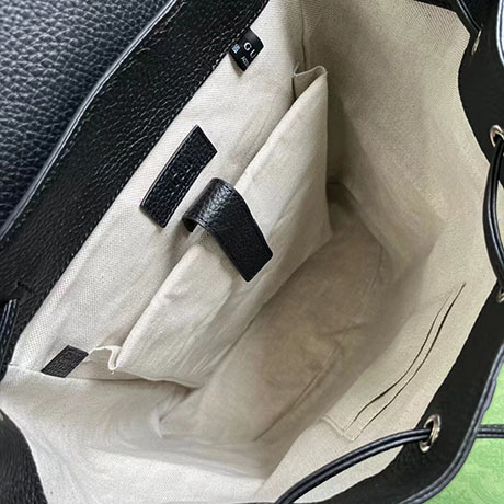 GUCCI 古驰GG印花压纹双肩包型号625770