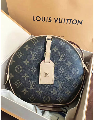 一年四季都百搭的LV四大金刚软圆饼包有几个尺寸