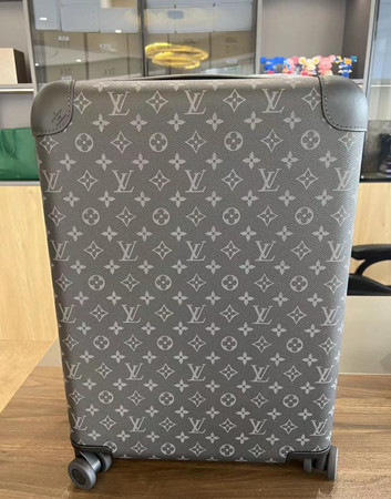 lv Horizon 四轮拉杆箱