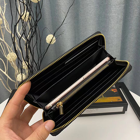 奢侈品古驰(gucci)男士拉链钱包