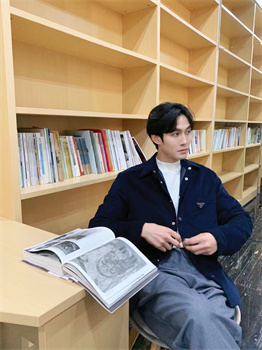 四十岁男人高端长袖衬衫