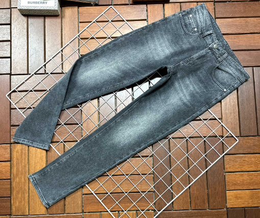 秋冬牛仔裤品牌