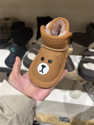 河南桑坡ugg雪地靴童鞋
