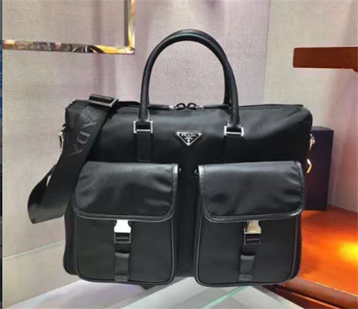 PRADA普拉达尼龙公文包