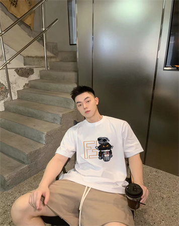 芬迪短袖T恤男