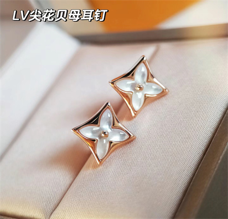 Lv贝母耳钉