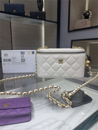 一眼就爱上的chanel香奈儿22B新品金球长盒子化妆包AP2303Y