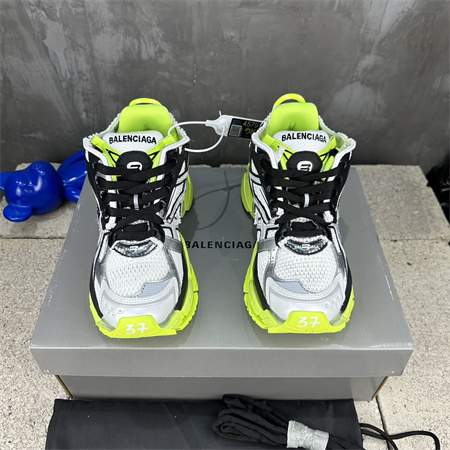 巴黎世家Runner运动概念鞋