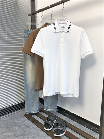 奢华生活必备：男士商务休闲纯色翻领巴宝莉短袖POLO衫