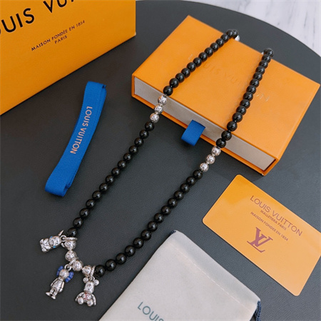 LV玛瑙项链