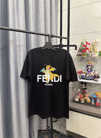 芬迪官网衣服男装半袖