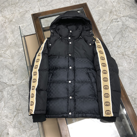 原单Gucci古驰反光织带羽绒服 2025冬天会特别冷