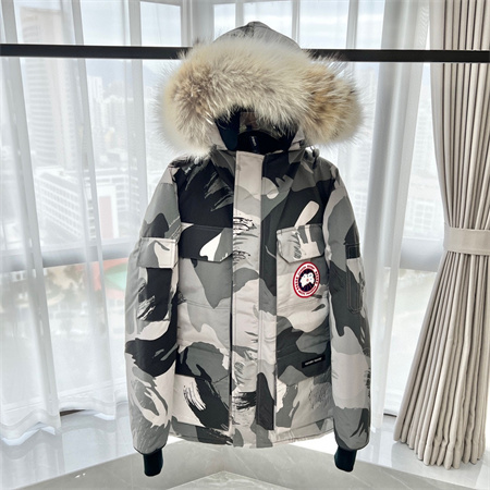 高版本加拿大鹅羽绒服