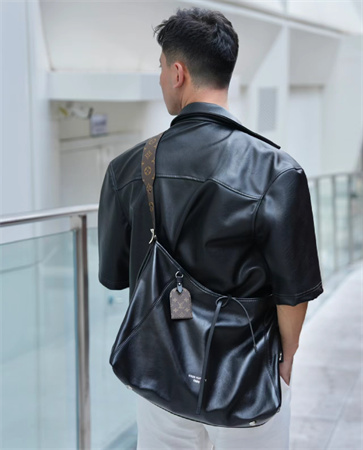 lvCarryall黑武士