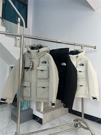 北面工装鹅羽绒服