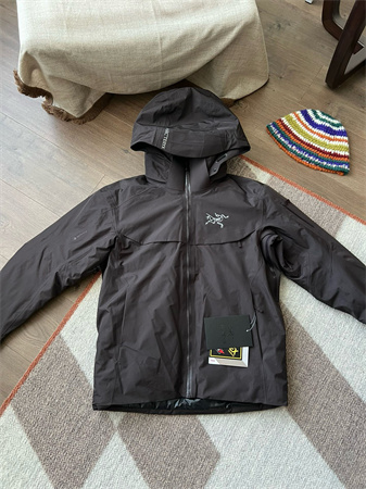 始祖鸟macai一体羽绒服