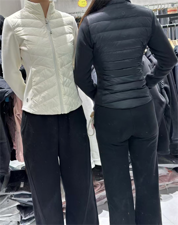 代工厂lulu修身拼接羽绒服时髦保暖两不误！一秒穿出小蛮腰~