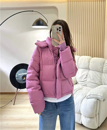 Lulu五格羽绒服