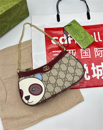Gucci动物包